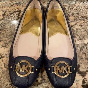 Michael kors navy flats
